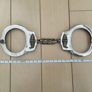 クロムハーツ　手錠