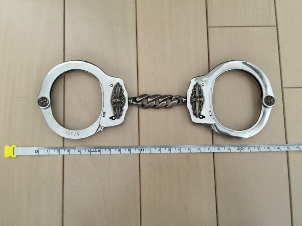 クロムハーツ　手錠